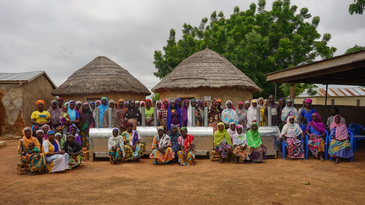EURO COSMETICS Magazine • Henry Lamotte Oils makes shea butter even more sustainableInnovative shea roasters facilitate the work of African women and reduce CO₂ • Euro Cosmetics • Euro Cosmetics