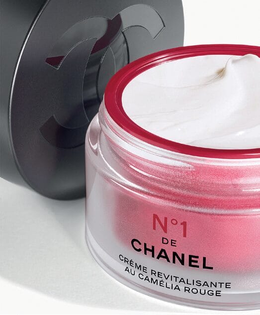 EURO COSMETICS Magazine • 5 Companies Transforming Beauty with the Science of Tomorrow • Deanna Utroske • Deanna Utroske