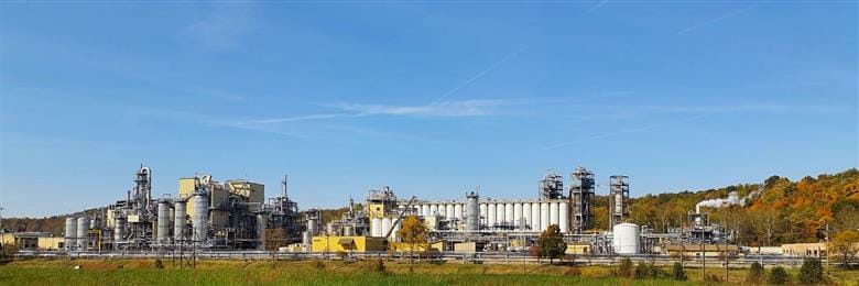 EURO COSMETICS Magazine • Syensqo expands polymer production capacity for life-saving and life-supporting applications • Euro Cosmetics • Euro Cosmetics